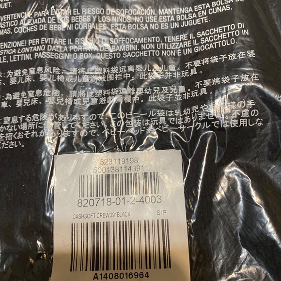 NWT Gap Cashsoft Crewneck sweater SP - Picture 2 of 4